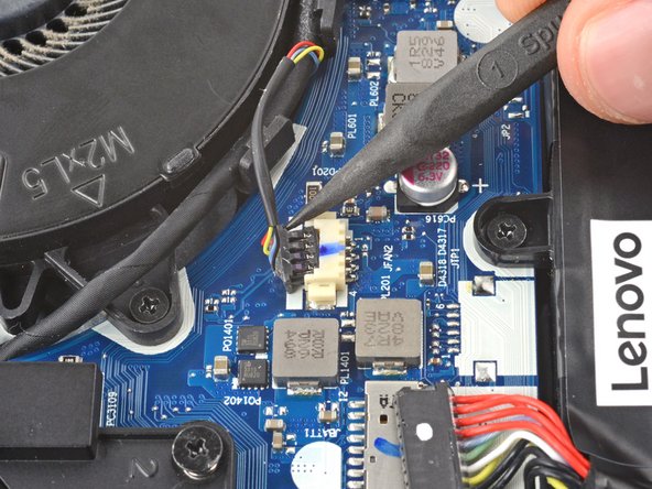 Lenovo Legion Y7000P Hinge Cover Replacement, Disconnect the fan cable: crwdns2935265:012crwdnd2935265:02crwdnd2935265:03crwdne2935265:0