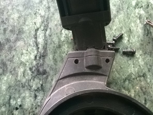 Disassembling Over-Ear Headphone Sennheiser HD4199: crwdns2935265:05crwdnd2935265:02crwdnd2935265:02crwdne2935265:0