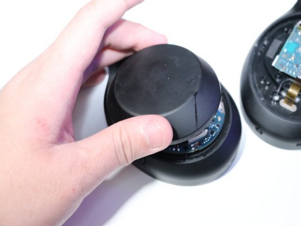 Sony WH-1000XM4 Swivel Replacement, Left side, cup cover: crwdns2935265:015crwdnd2935265:02crwdnd2935265:02crwdne2935265:0