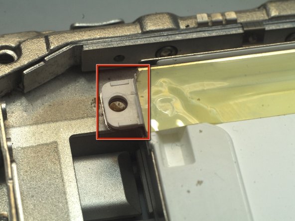 PowerBook G4 Aluminum 12" 1-1.5 GHz LCD panel upgrade: crwdns2935265:017crwdnd2935265:02crwdnd2935265:03crwdne2935265:0