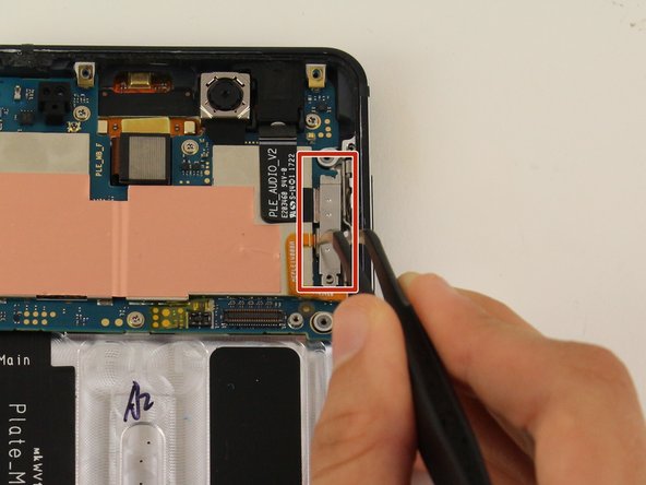 Nokia 6 Rear-Facing Camera Replacement, Motherboard: crwdns2935265:014crwdnd2935265:02crwdnd2935265:02crwdne2935265:0