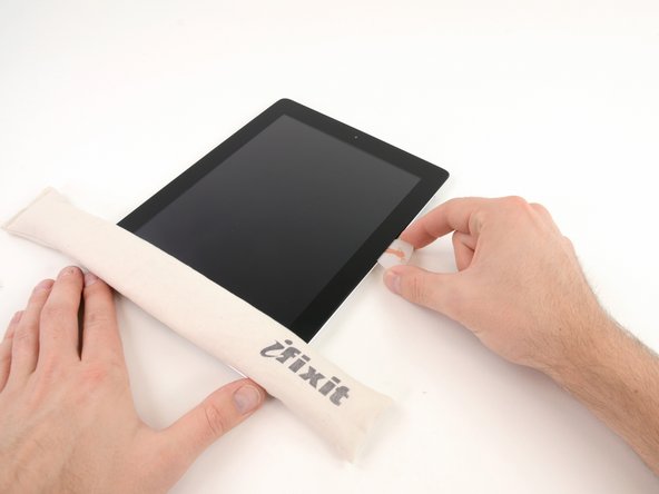 Removing iPad 3 4G Front Panel: étape 0, image 1 de 3