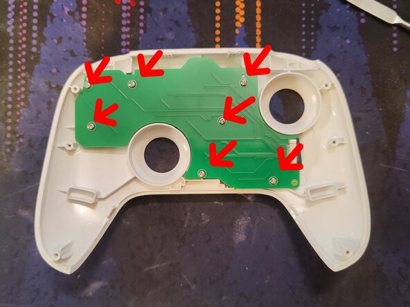 Disassembling 8BitDo Ultimate Bluetooth Controller, Access front buttons: crwdns2935265:04crwdnd2935265:01crwdnd2935265:03crwdne2935265:0