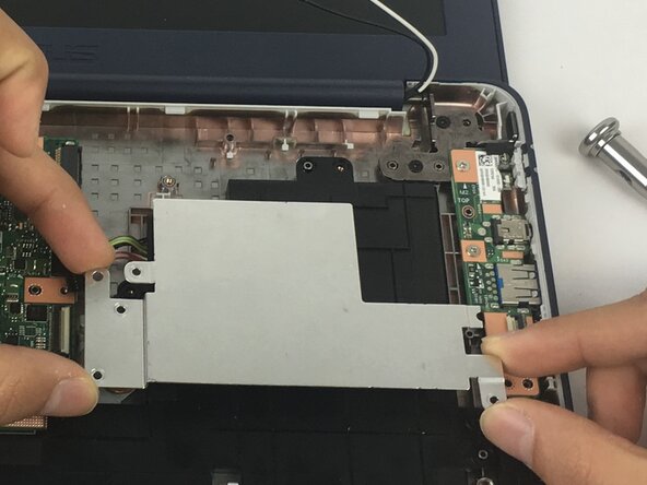 Asus Chromebook C202 Input/Output Board Replacement: step 5, image 2 of 3