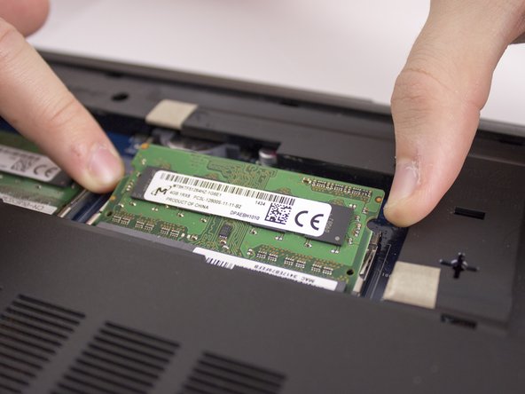 Dell Inspiron 17R-5737 Screen Replacement, RAM: crwdns2935265:07crwdnd2935265:02crwdnd2935265:02crwdne2935265:0