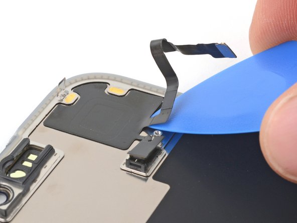 iPhone 15 Pro Max 屏幕更换: 步骤 30 中的图像 1，3