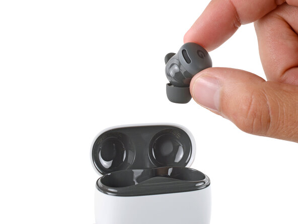 Google Pixel Buds 2a Bottom Shell Replacement, Remove the Buds: crwdns2935265:02crwdnd2935265:03crwdnd2935265:03crwdne2935265:0