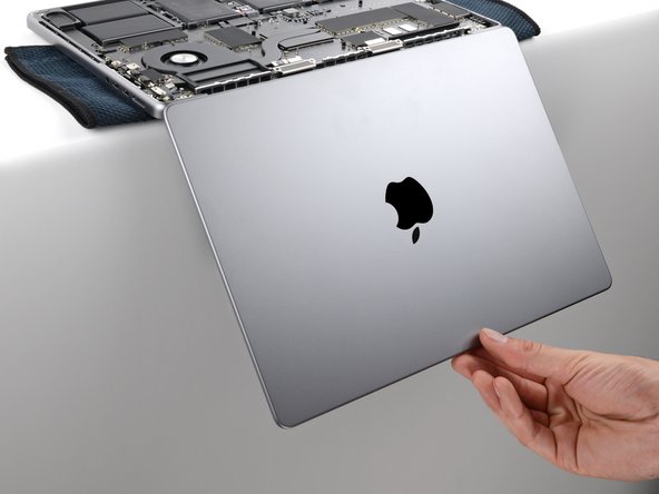 MacBook Pro 14" Late 2023 (M3) Screen Replacement, Fully open the screen: crwdns2935265:041crwdnd2935265:02crwdnd2935265:02crwdne2935265:0