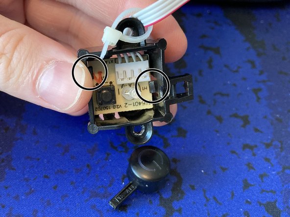 Lavazza A Modo Mio Minù PCB & Power Switch Removal, Free the Power Button PCB: step 13, image 2 of 3