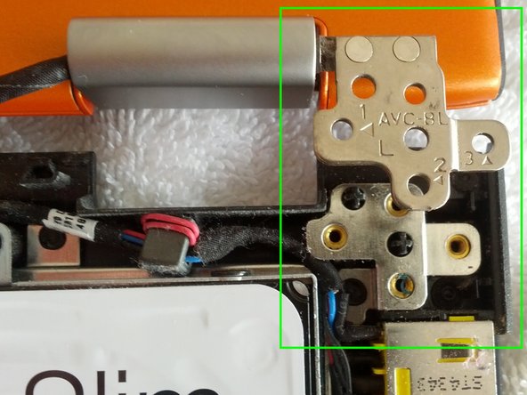 Lenovo Yoga 2 13" Hinge Bracket Fix, Detach hinge.: crwdns2935265:04crwdnd2935265:02crwdnd2935265:02crwdne2935265:0