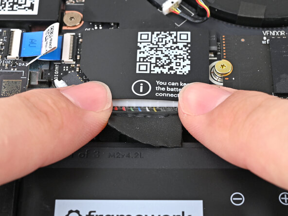Framework Laptop 13 Battery Replacement, Reconnect the battery: step 15, image 3 of 3