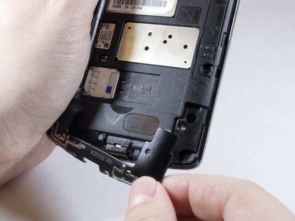 LG Optimus F60 Front Camera Replacement: crwdns2935265:04crwdnd2935265:02crwdnd2935265:02crwdne2935265:0