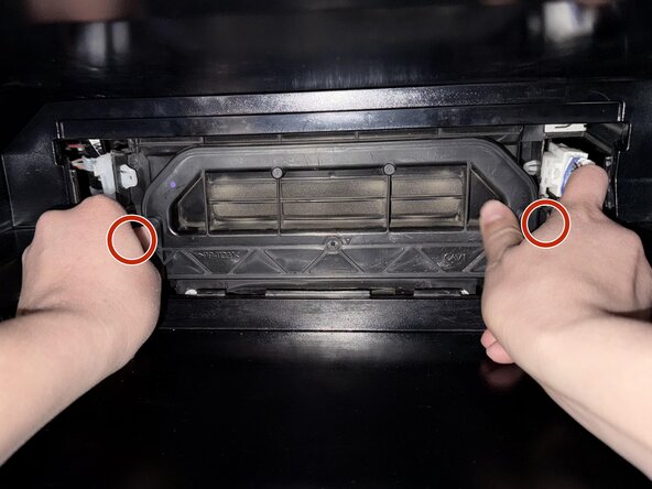2015-2023 Toyota Tacoma Cabin Air Filter Replacement: stap 3, afbeelding 3 van 3