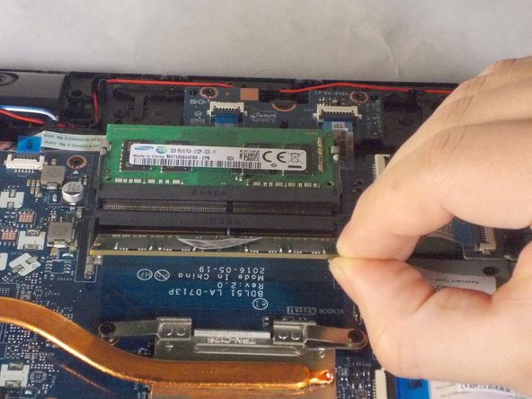 HP 15-BA078DX RAM Replacement: crwdns2935265:08crwdnd2935265:02crwdnd2935265:03crwdne2935265:0