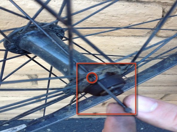 Trek 820 Spokes Replacement: crwdns2935265:013crwdnd2935265:03crwdnd2935265:03crwdne2935265:0