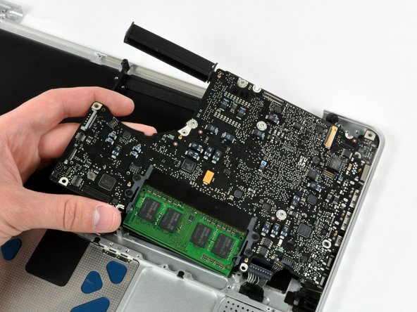 MacBook Unibody Model A1278 Upper Case Replacement: crwdns2935265:042crwdnd2935265:02crwdnd2935265:02crwdne2935265:0