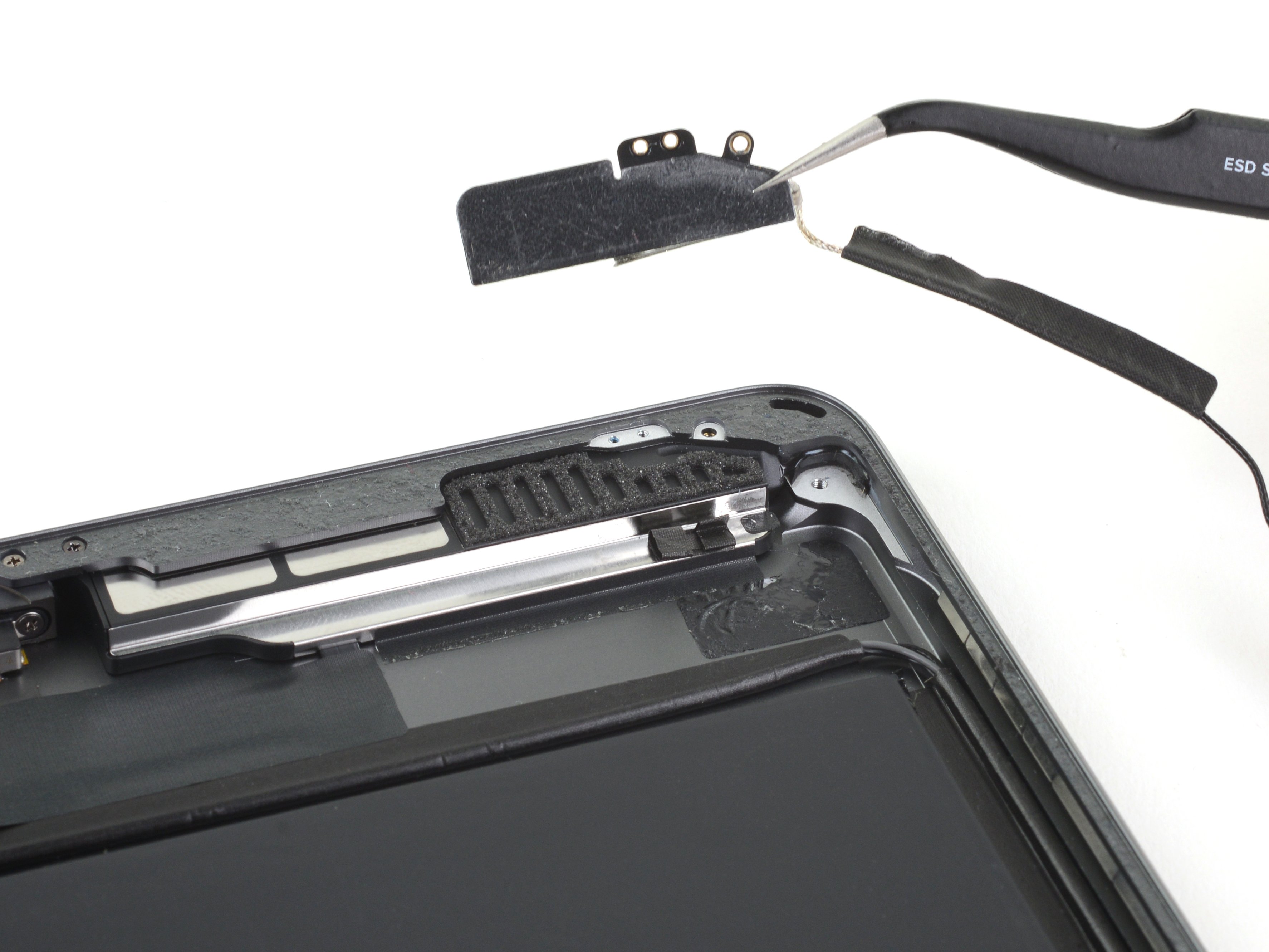 laurel, ms repair nearby iPad 8 LTE Left Bluetooth and  Wi-Fi Antenna Replacement