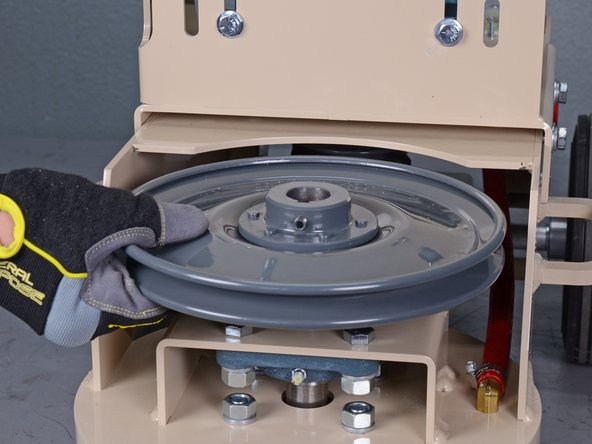 EDCO Disk Grinder 50200-HD Sheave Replacement: crwdns2935265:013crwdnd2935265:02crwdnd2935265:03crwdne2935265:0