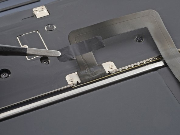 MacBook Air 15" 2023 Battery Replacement, Remove the cover tape: crwdns2935265:032crwdnd2935265:03crwdnd2935265:03crwdne2935265:0