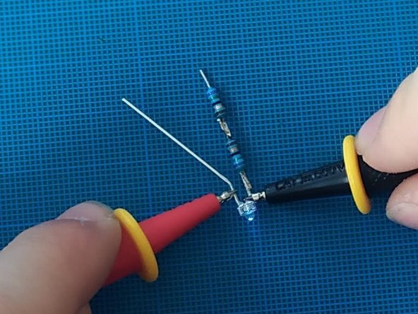 6- Montage PC Infinity, Ajout du bouton et de la LED (suite): étape 19, image 1 de 3