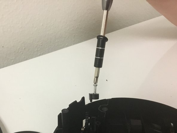 Memorex CD Alarm Clock Radio CD Lid Spring Replacement, CD Lid Spring: crwdns2935265:03crwdnd2935265:02crwdnd2935265:02crwdne2935265:0