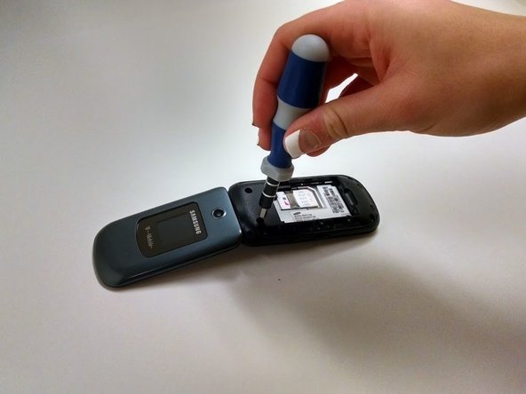 Samsung T139 Pad Buttons Replacement, Remove Screws: crwdns2935265:03crwdnd2935265:02crwdnd2935265:02crwdne2935265:0