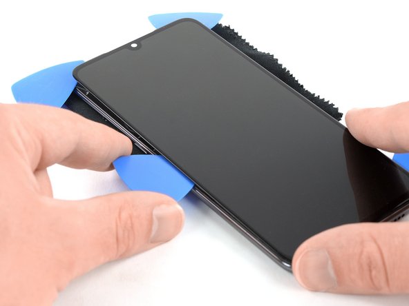 Xiaomi Mi 9 AMOLED & Digitizer Replacement: step 27, image 2 of 3