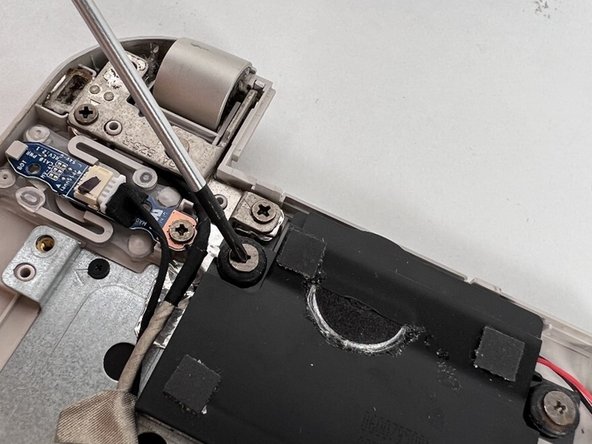 Toshiba Satellite E45-B4200 Speakers Replacement: crwdns2935265:03crwdnd2935265:02crwdnd2935265:03crwdne2935265:0