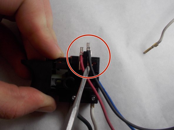 Milwaukee 5262-21 Motor Housing Replacement: crwdns2935265:011crwdnd2935265:02crwdnd2935265:02crwdne2935265:0