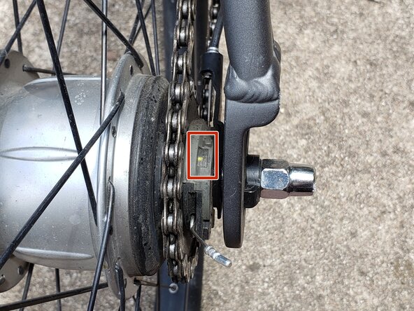 How To Adjust Shimano Nexus 8-Speed Internal Gear Hub (SG-8R20): crwdns2935265:02crwdnd2935265:01crwdnd2935265:02crwdne2935265:0