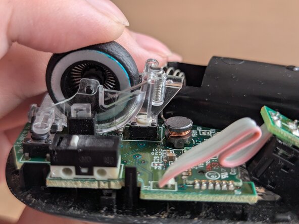 Logitech M325 Scroll Wheel Replacement: crwdns2935265:07crwdnd2935265:02crwdnd2935265:02crwdne2935265:0