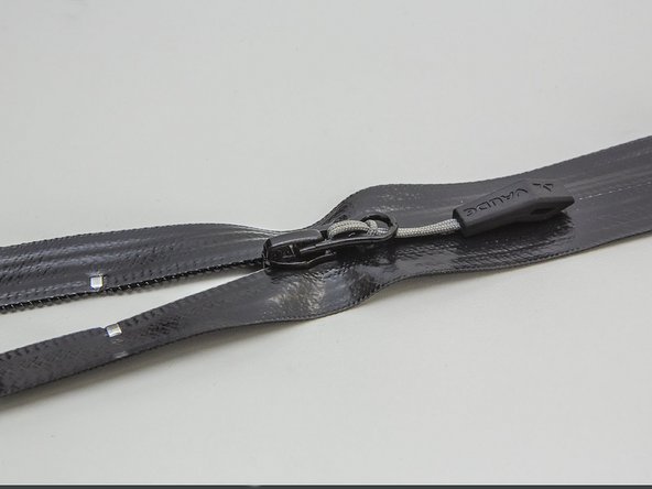 Wie repariere ich einen defekten Frontreißverschluss an meiner Vaude Jacke?: 手順 6、 2の画像 2