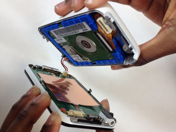Creative Zen Vision M how to open device: step 5, image 2 of 2