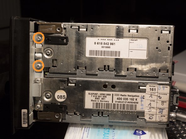 Disassembling Audi Navigation Plus unit: step 3, image 2 of 3