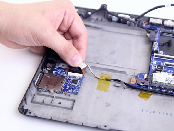 Lenovo ThinkPad Edge E420s Motherboard Replacement: crwdns2935265:025crwdnd2935265:02crwdnd2935265:02crwdne2935265:0