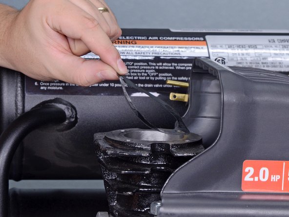 MiTM Air Compressors AM1HE0205HD 2014 Pump Gaskets Replacement, Remove the cylinder gasket: crwdns2935265:09crwdnd2935265:02crwdnd2935265:03crwdne2935265:0