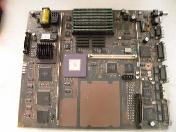 NeXTstation Teardown: passo 10, immagine 3 di 3