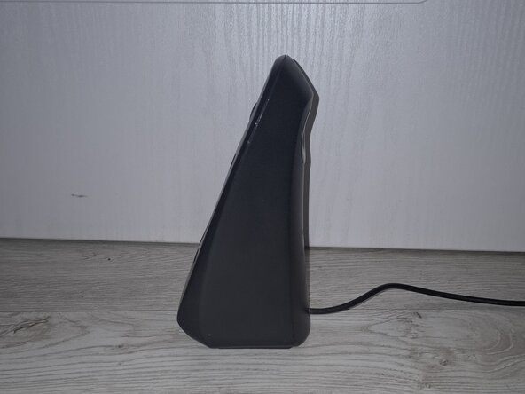 Disassembling Logitech Z506 Rear Satellite speaker, Logitech Z506 rear speaker disassembly: crwdns2935265:01crwdnd2935265:02crwdnd2935265:03crwdne2935265:0