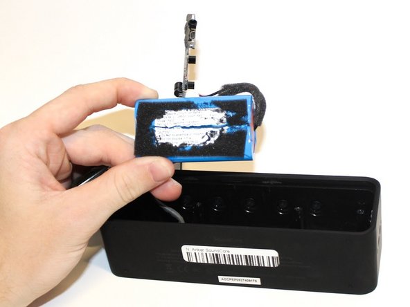 ANKER SoundCore Battery/Battery Wire Replacement: crwdns2935265:04crwdnd2935265:03crwdnd2935265:03crwdne2935265:0