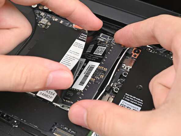 Framework Laptop 13 Pro DIY Edition Quick Start Guide: step 10, image 2 of 3