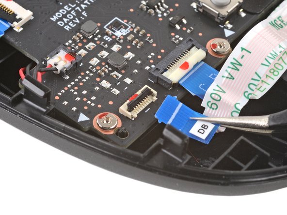 Steam Deck Motherboard Replacement, Disconnect the button board: crwdns2935265:022crwdnd2935265:03crwdnd2935265:03crwdne2935265:0