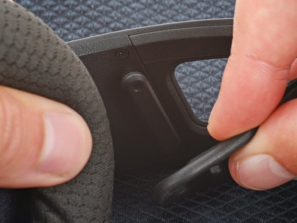 Logitech G733 Wireless Headset Headband Strap Replacement, Remove the headband strap: crwdns2935265:01crwdnd2935265:02crwdnd2935265:03crwdne2935265:0