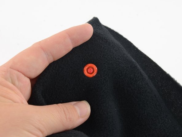 ハンドプレスを使ってプラスチック製スナップ留めを付ける方法: 手順 19、 2の画像 2