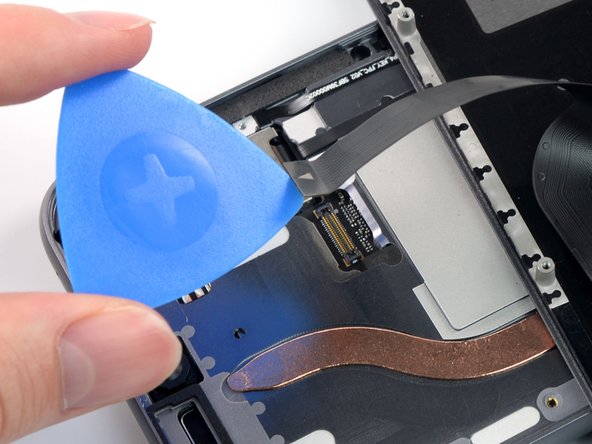 Fairphone 4 Screen Replacement, Disconnect the cable: crwdns2935265:012crwdnd2935265:02crwdnd2935265:02crwdne2935265:0