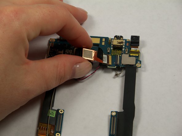 HTC One Max Rear Facing Camera Replacement: crwdns2935265:016crwdnd2935265:02crwdnd2935265:03crwdne2935265:0