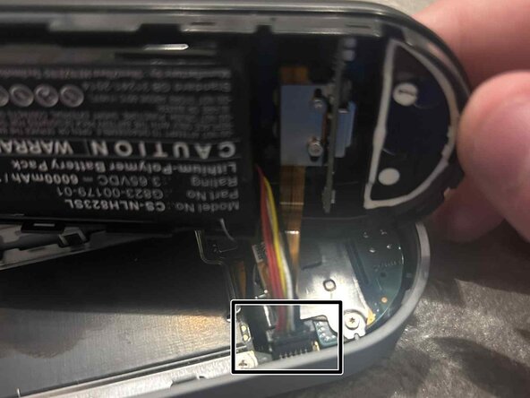 Google Nest Doorbell WiFi GWX3T Battery Replacement, Disconnect the battery: crwdns2935265:03crwdnd2935265:01crwdnd2935265:02crwdne2935265:0