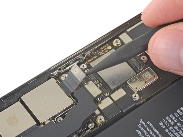 iPhone 11 Pro Rear-Facing Cameras Replacement
