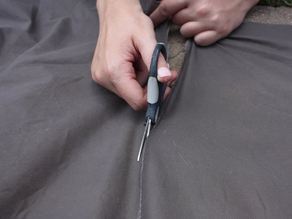 How to Replace Underside Fabric of a Chair: crwdns2935265:04crwdnd2935265:02crwdnd2935265:02crwdne2935265:0