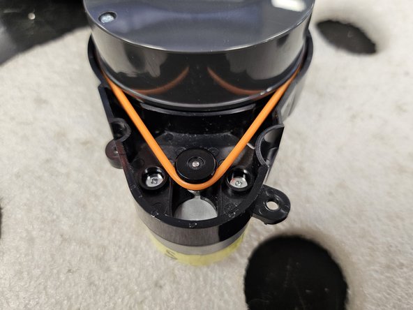 Roborock S7: Laser Distance Sensor Replacement, Tips on the rubber band: crwdns2935265:010crwdnd2935265:03crwdnd2935265:03crwdne2935265:0