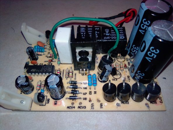 Stealth Regulated DC power supply Teardown: crwdns2935265:04crwdnd2935265:03crwdnd2935265:03crwdne2935265:0